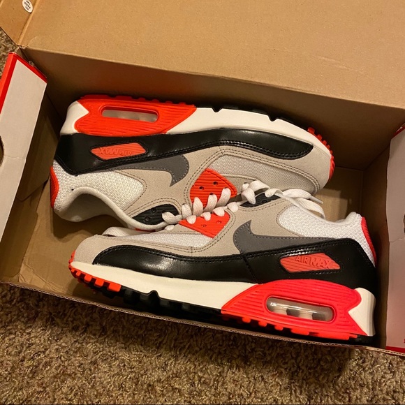 {keywor d} air max 90 prem